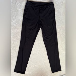 Men’s lululemon ABC pants 32”x30”. Pockets and zip pockets
